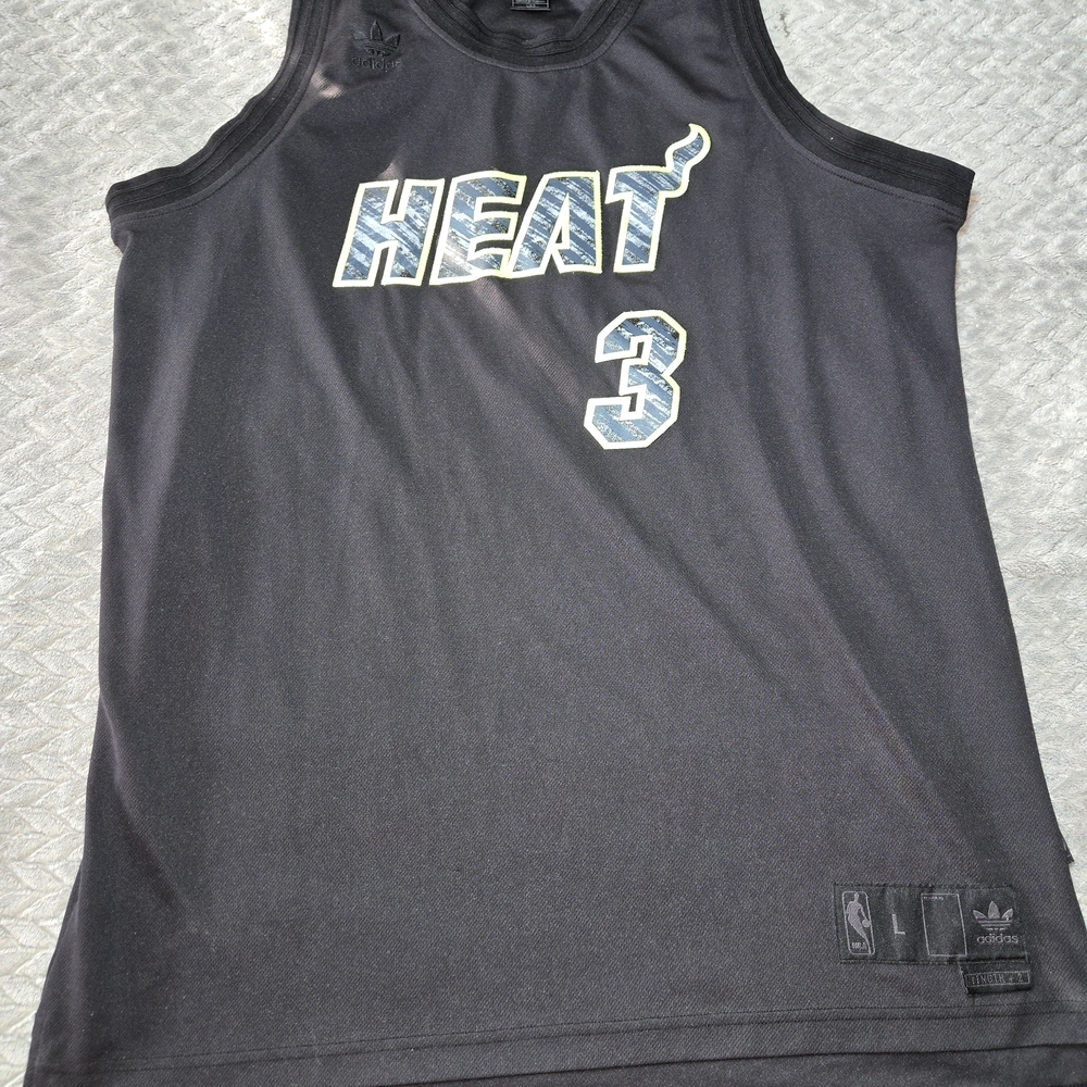 Dwayne Wade #3 Miami Heat Jersey Adidas Black/Yellow, Size Large